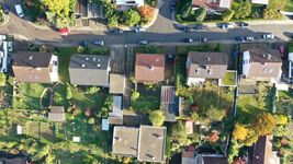 20191016-104047-air.jpg Ansicht von oben Ruländerweg 6 mit Nachbargrundstücke